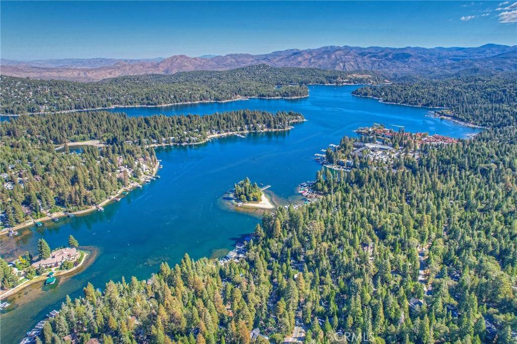 Lake Arrowhead, CA 92352,201 Rocky Point RD