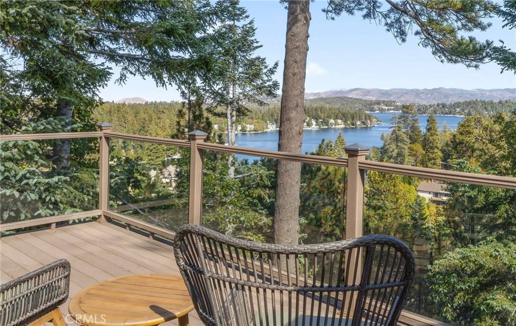 Lake Arrowhead, CA 92352,27354 N Bay RD