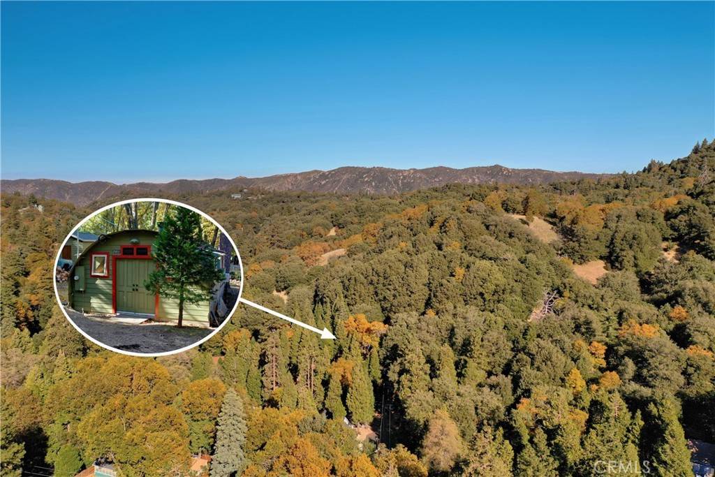 Crestline, CA 92325,25031 Moon DR