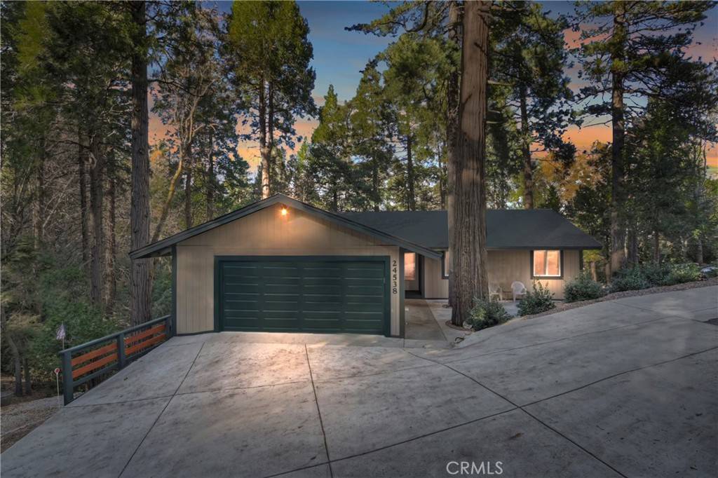 Crestline, CA 92325,24538 Crest Forest DR