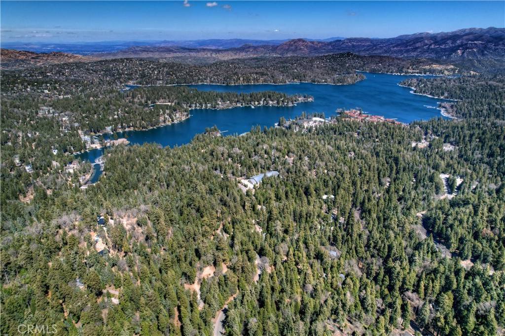 Lake Arrowhead, CA 92352,530 Burnt Mill RD