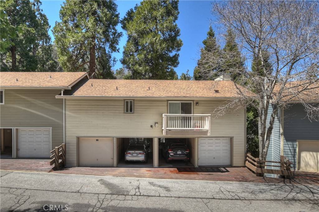 Lake Arrowhead, CA 92352,142 Rockledge LN