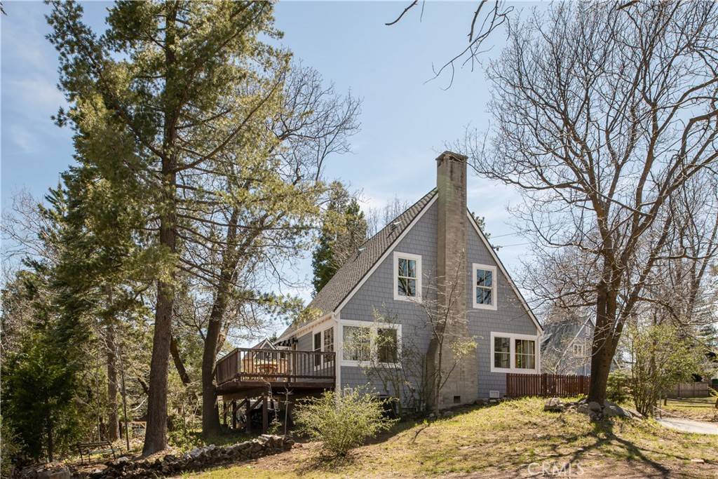 Lake Arrowhead, CA 92352,419 Hemlock DR