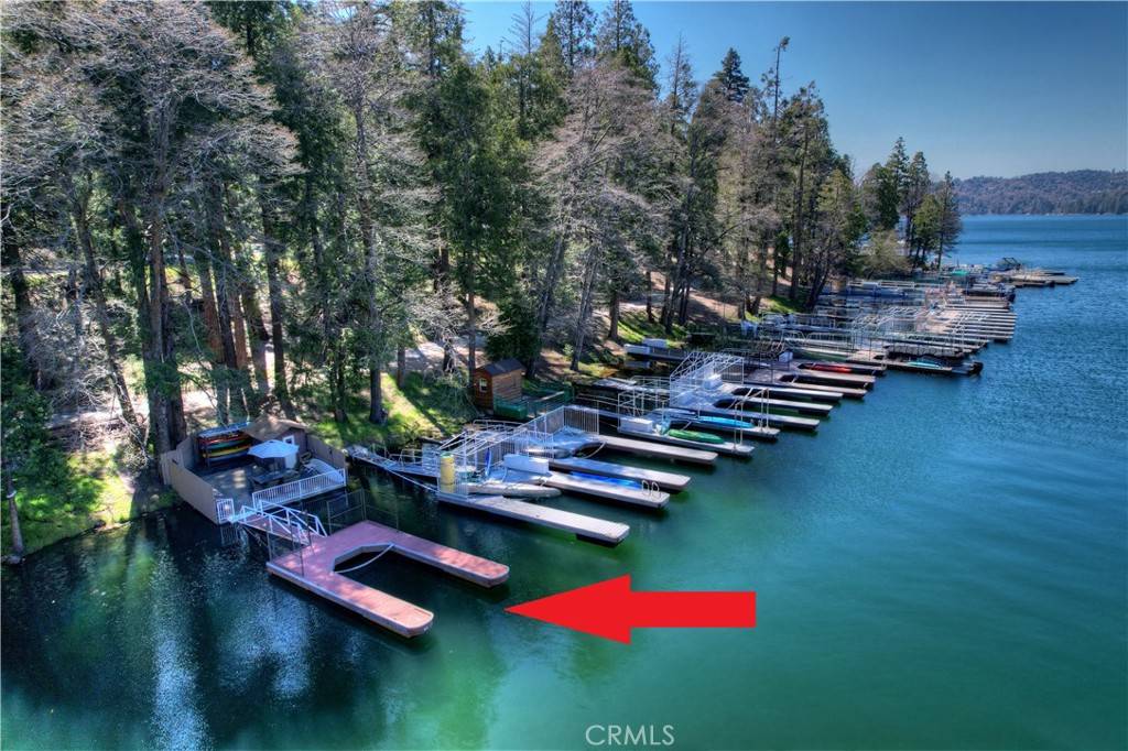 Lake Arrowhead, CA 92352,132 S John Muir RD