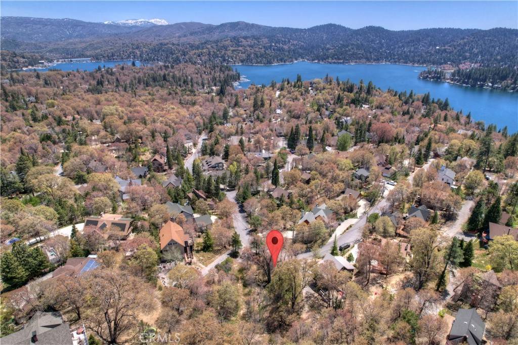 Lake Arrowhead, CA 92352,27998 W Shore RD