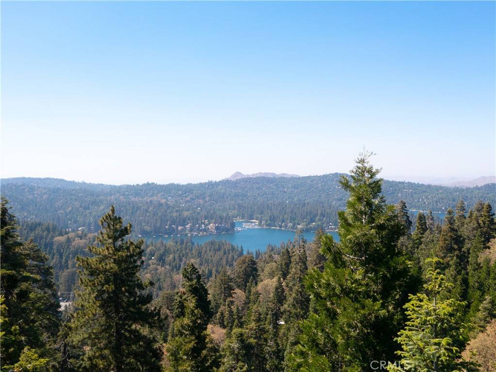 Lake Arrowhead, CA 92352,638 Buckingham Square