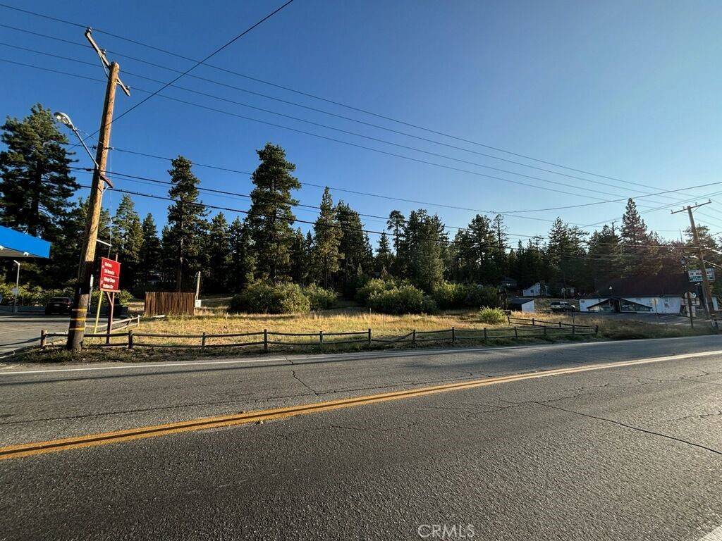 Big Bear Lake, CA 92315,40557 Big Bear Blvd BLVD