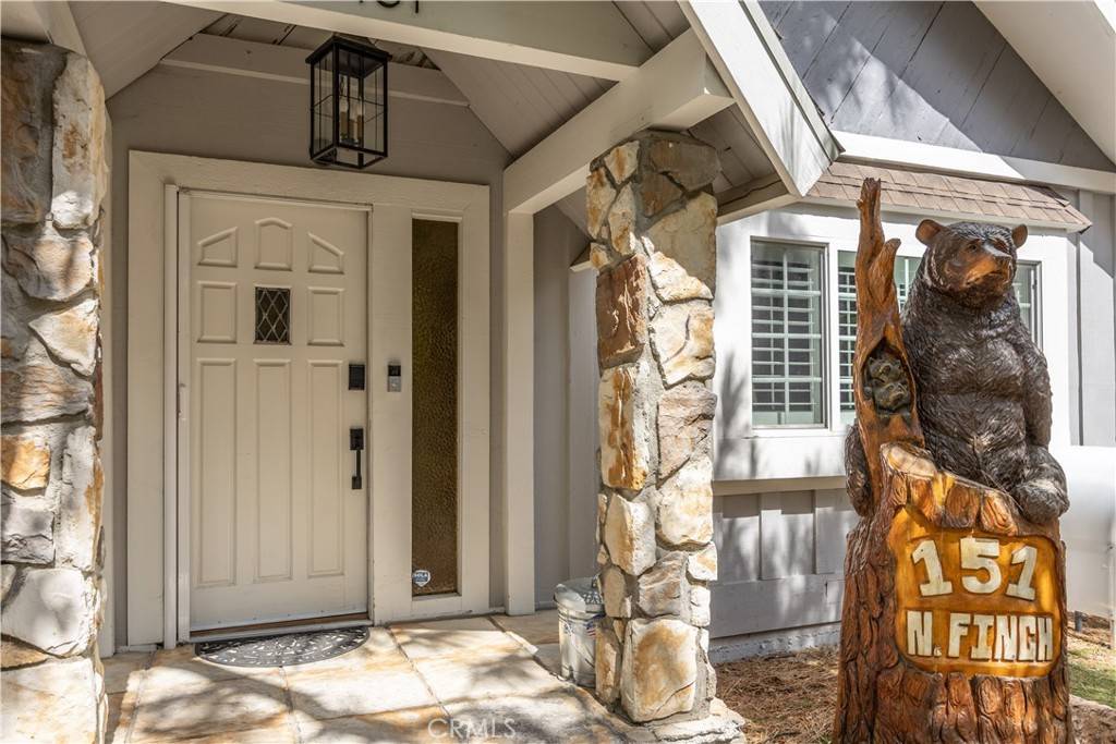 Big Bear Lake, CA 92315,151 N Finch DR