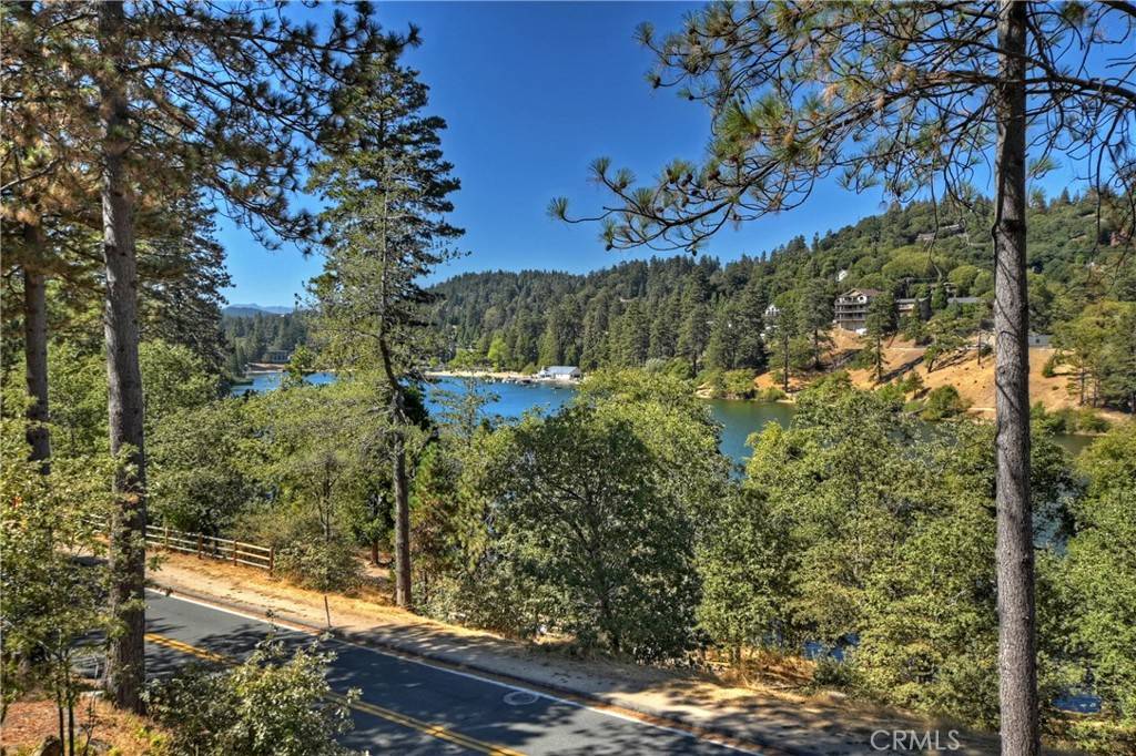 Crestline, CA 92325,24531 San Moritz DR