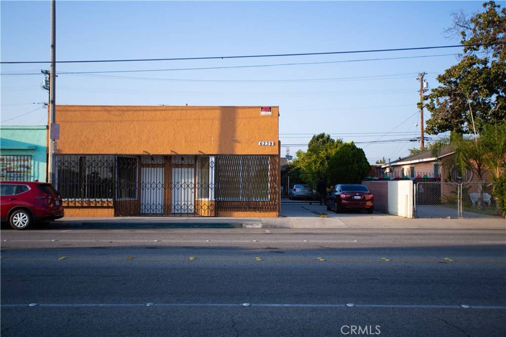 Bell Gardens, CA 90201,6239 Gage AVE