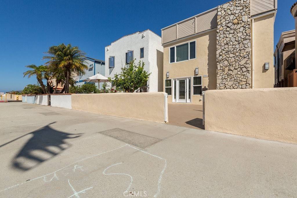 Hermosa Beach, CA 90254,29 6th ST