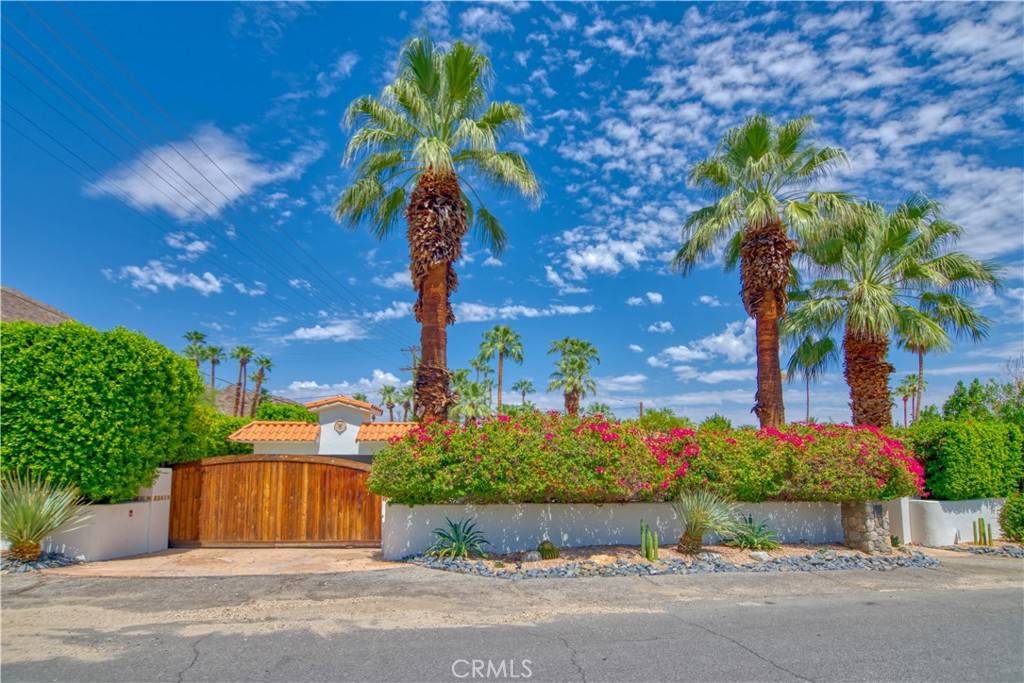 Palm Springs, CA 92264,222 W Camino Alturas