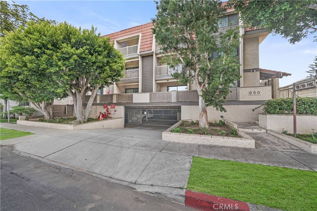 El Segundo, CA 90245,950 Virginia ST #204