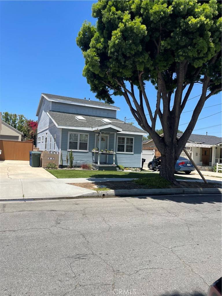 Lomita, CA 90717,25019 Cypress ST