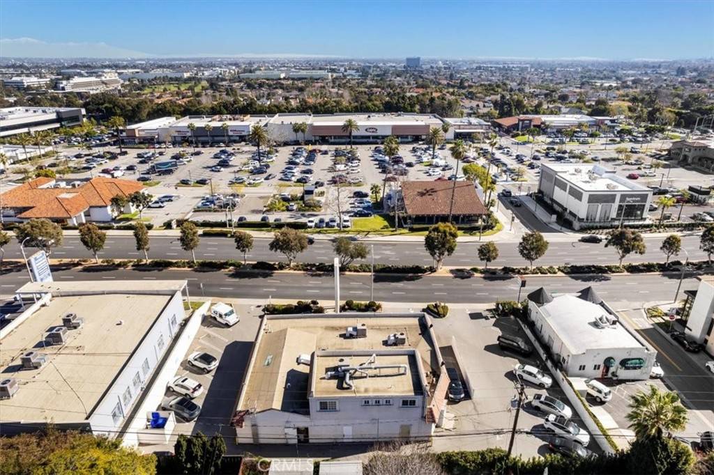 Manhattan Beach, CA 90266,2705 N Sepulveda BLVD