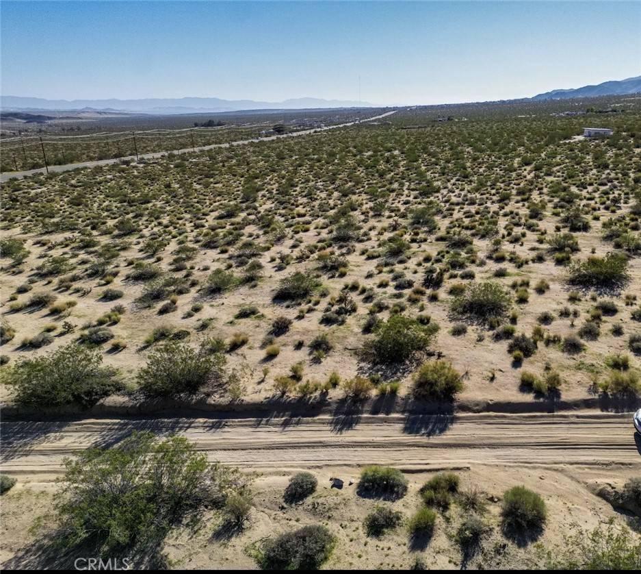 29 Palms, CA 92277,1 Dorth Pl