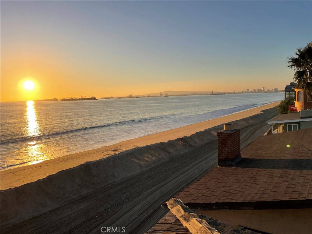 Long Beach, CA 90803,6807 E Seaside WALK