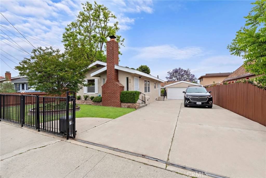 Lomita, CA 90717,1911 259th PL