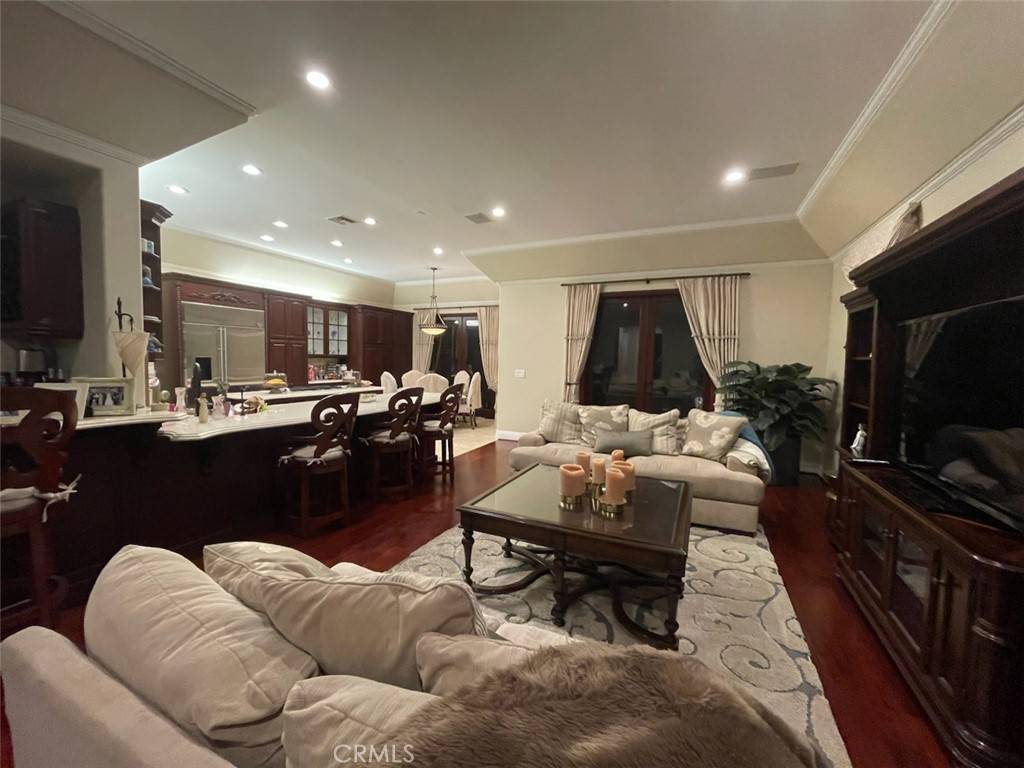Manhattan Beach, CA 90266,1639 5th ST