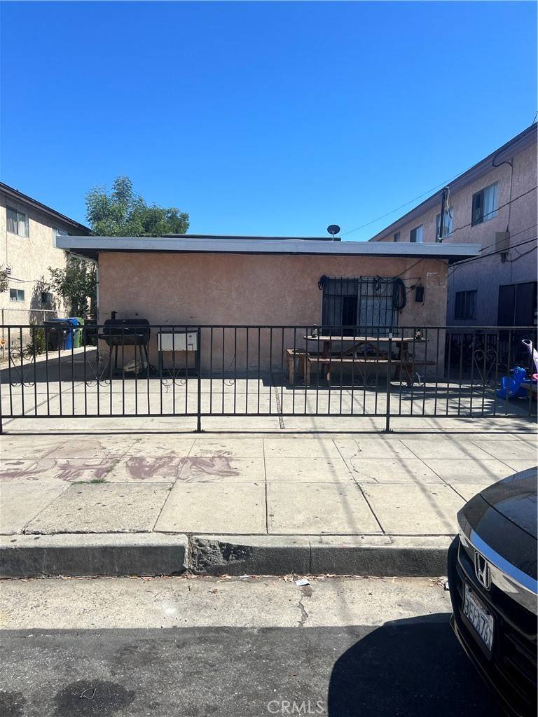 San Pedro, CA 90731,457 W W. Oliver Street ST