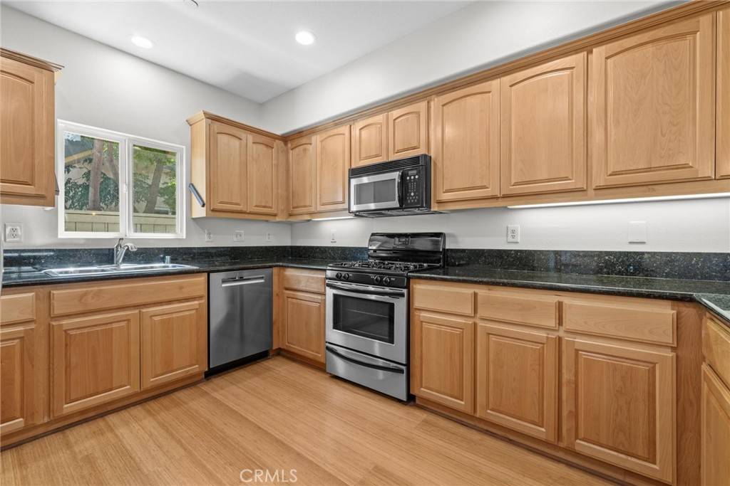 El Segundo, CA 90245,328 E Imperial AVE #1