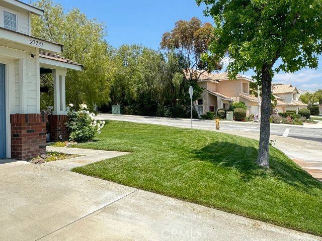 Saugus, CA 91350,27787 Ron Ridge DR