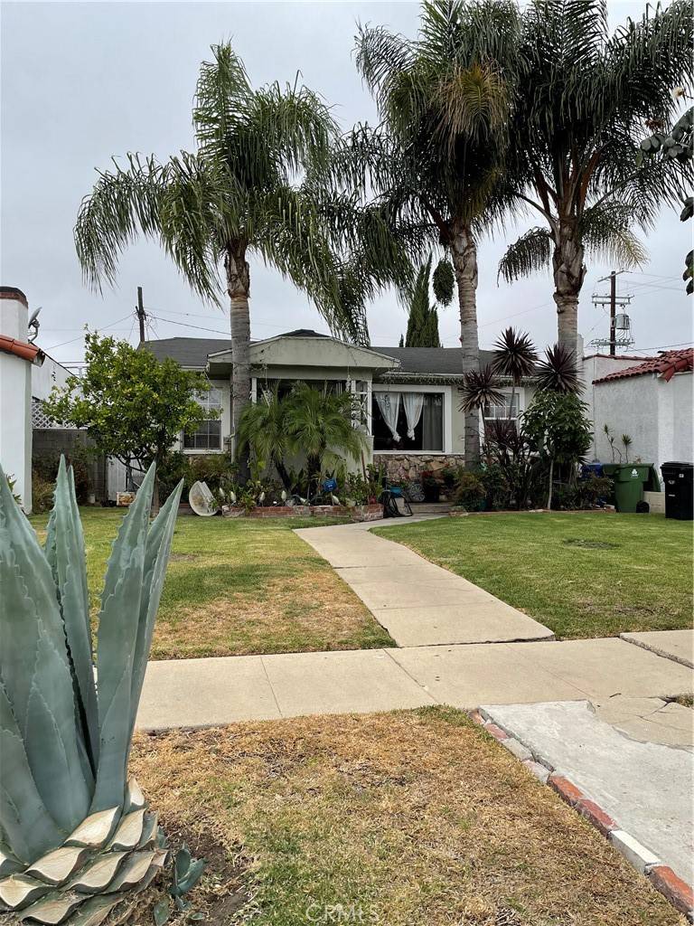 Los Angeles, CA 90047,7221 S Hobart BLVD