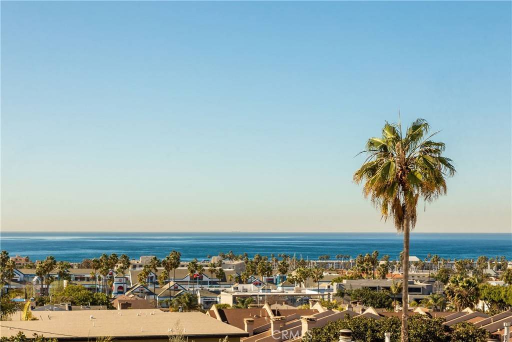 Redondo Beach, CA 90277,607 N Juanita AVE #B