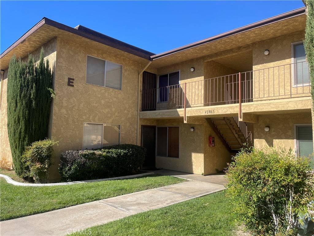 Lancaster, CA 93534,42865 15th ST W #10