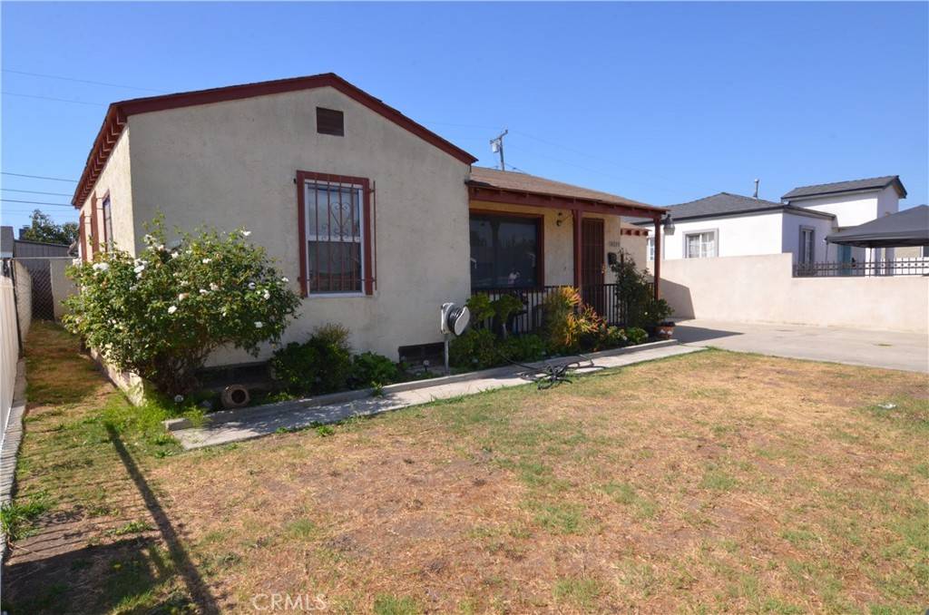 Compton, CA 90220,14339 S Corlett AVE