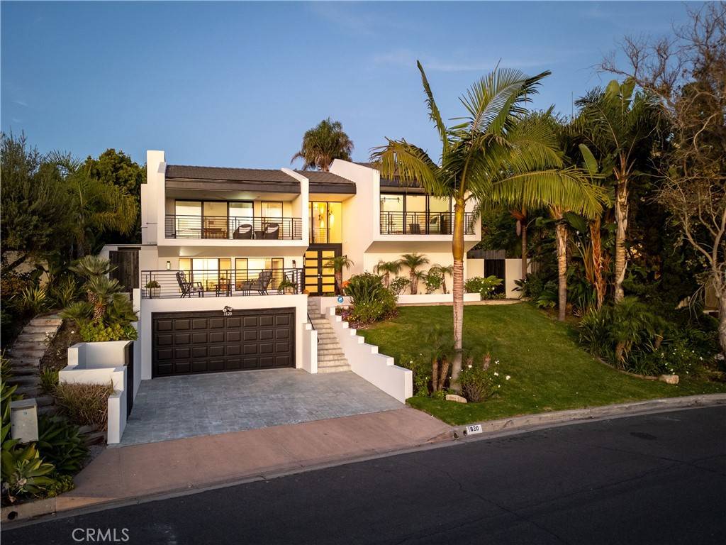 Palos Verdes Estates, CA 90274,1820 Via Estudillo