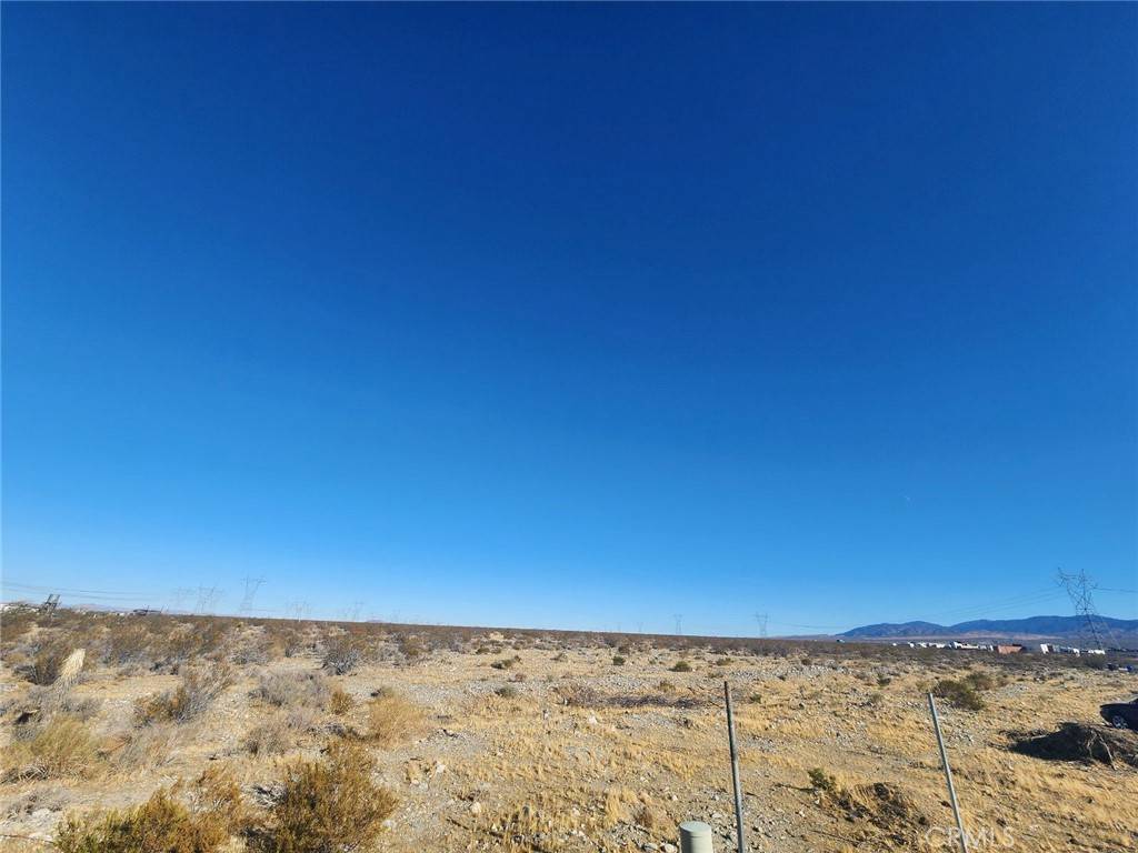 Pearblossom, CA 93553,136 E Avenue V