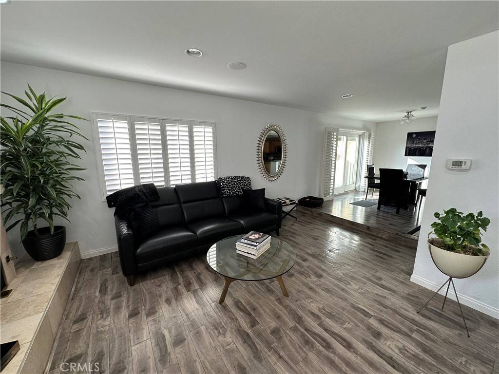 Redondo Beach, CA 90278,1808 Phelan LN #A