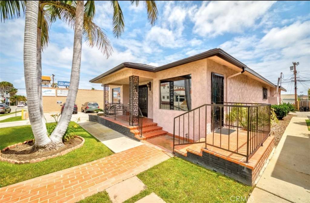 San Pedro, CA 90731,841 W 9th ST