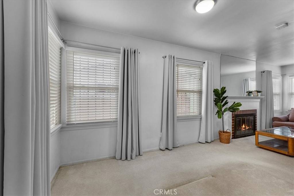 Los Angeles, CA 90016,3630 Chesapeake AVE