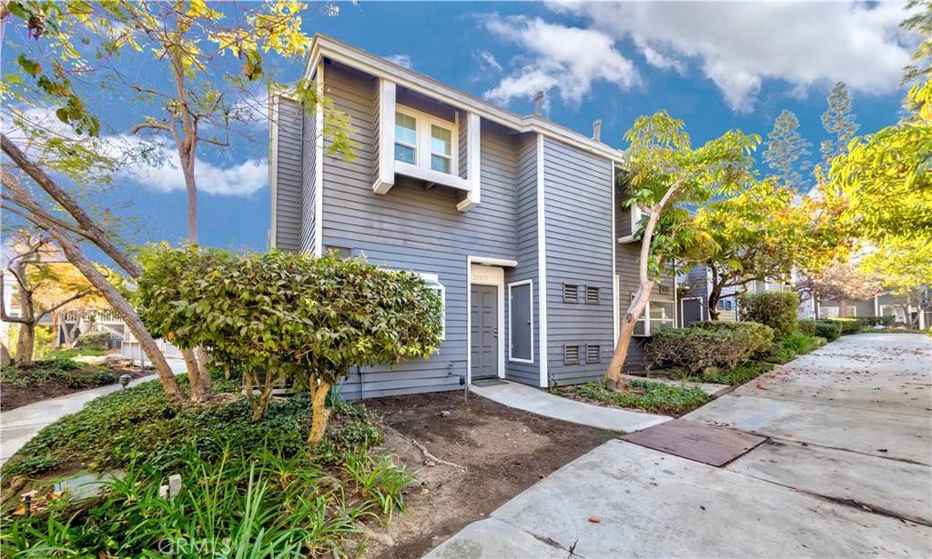 Wilmington, CA 90744,25517 Pine Creek LN #105