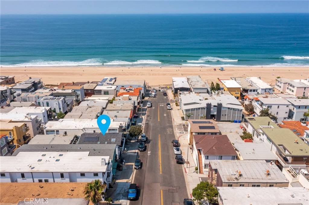 Manhattan Beach, CA 90266,208 Marine AVE