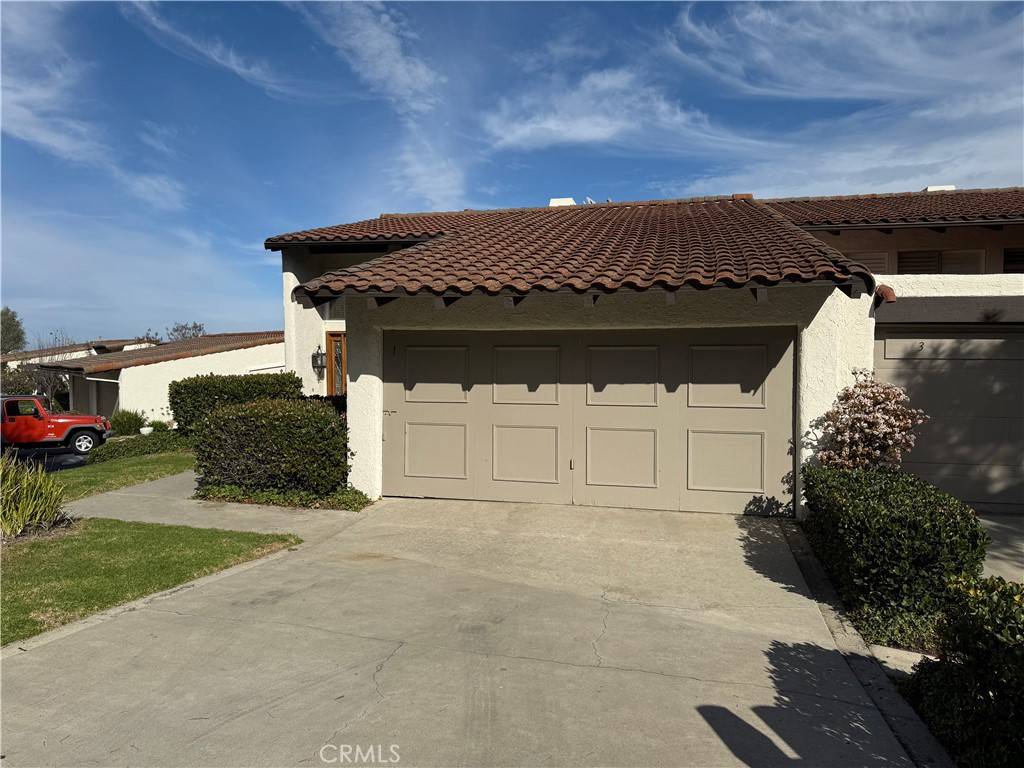 Rolling Hills Estates, CA 90274,1 Oaktree LN