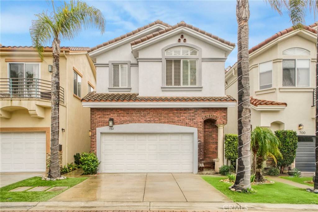 Hermosa Beach, CA 90254,704 7th ST