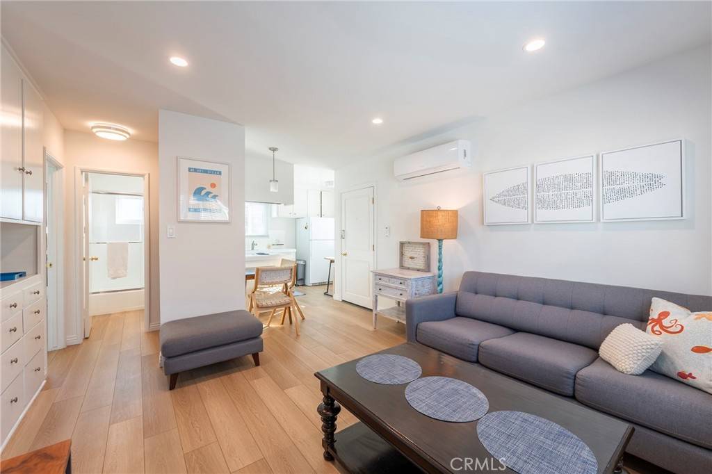 Hermosa Beach, CA 90254,78 18th
