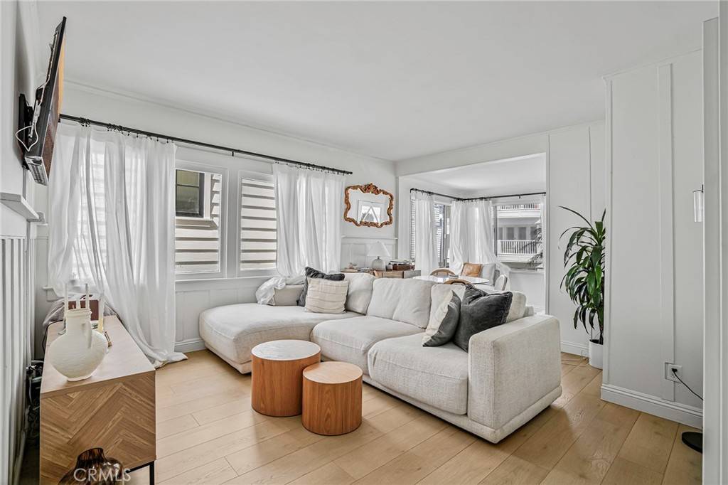 Hermosa Beach, CA 90254,128 28th ST