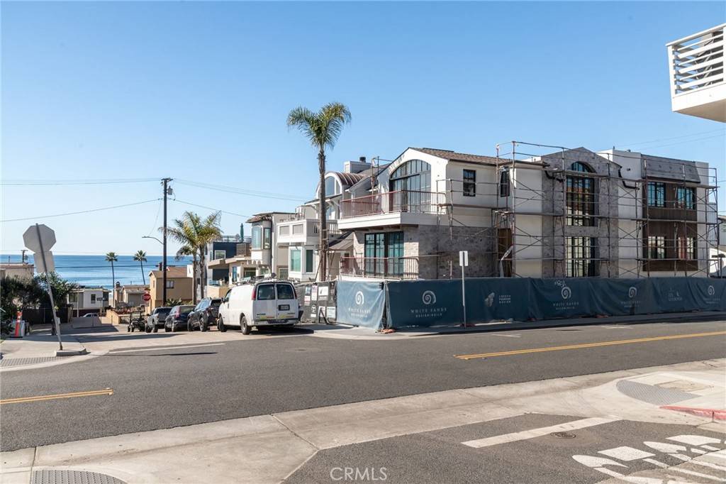 Hermosa Beach, CA 90254,137 33rd ST