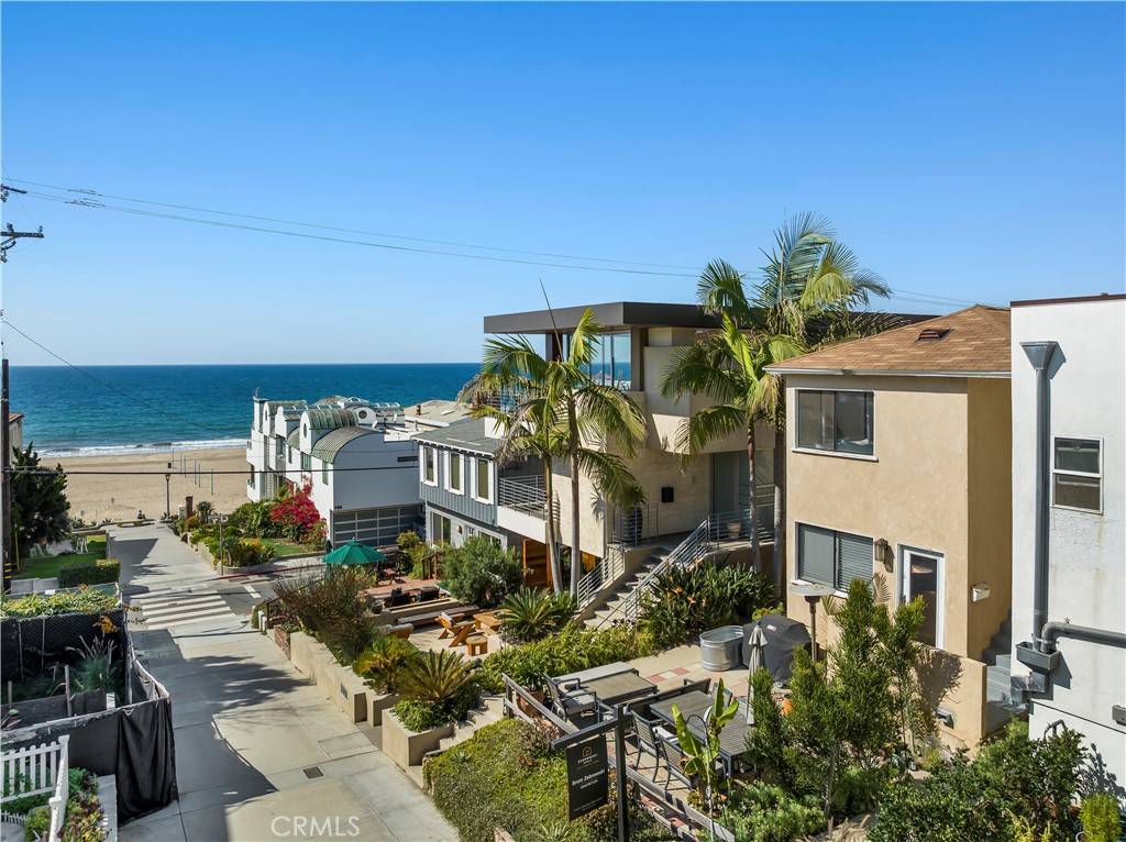 Manhattan Beach, CA 90266,125 9th ST