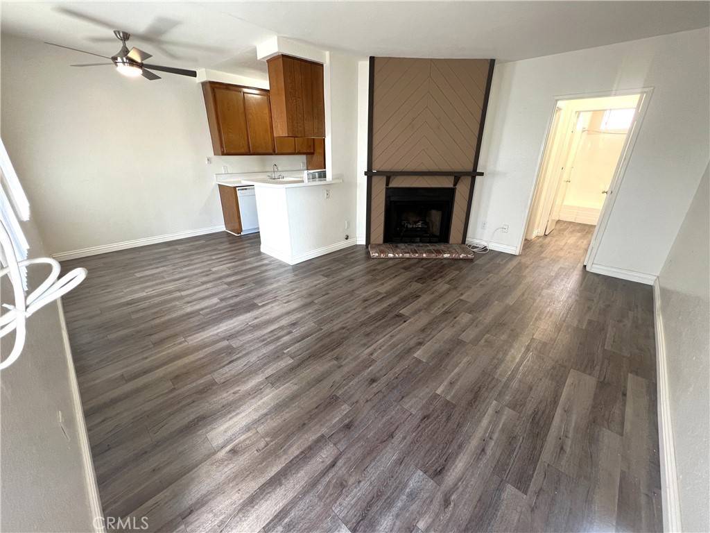 Van Nuys, CA 91411,14817 Sylvan ST #6