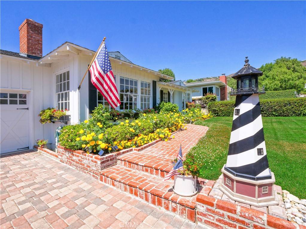 Rancho Palos Verdes, CA 90275,17 Barkentine RD