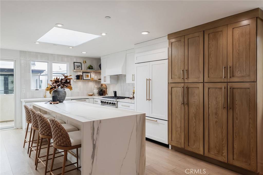 Manhattan Beach, CA 90266,429 21st PL