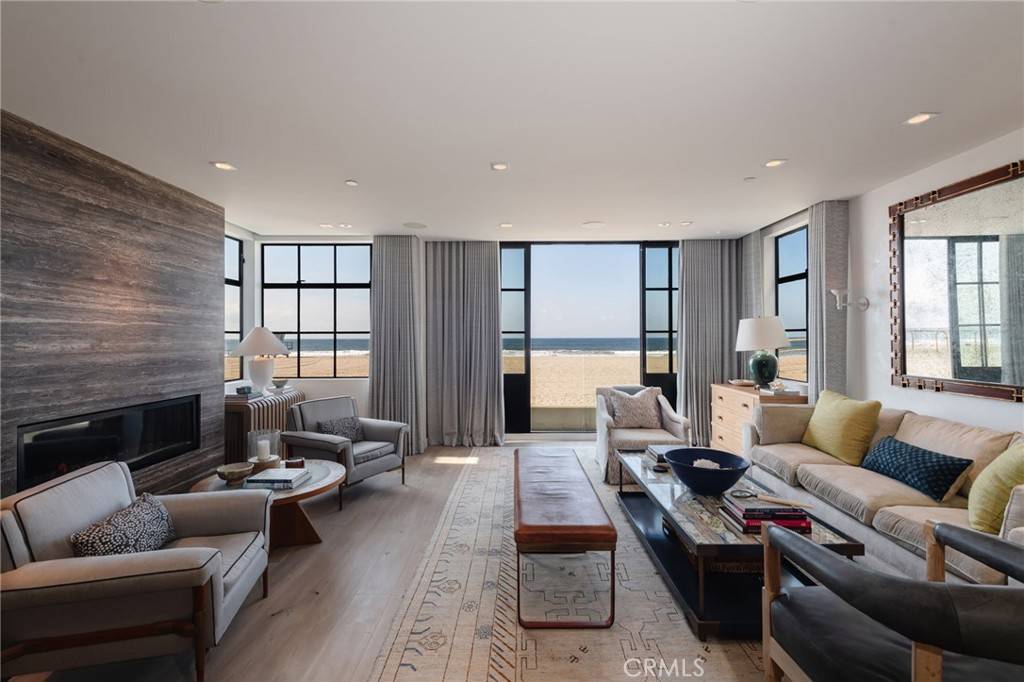 Hermosa Beach, CA 90254,3222 The Strand