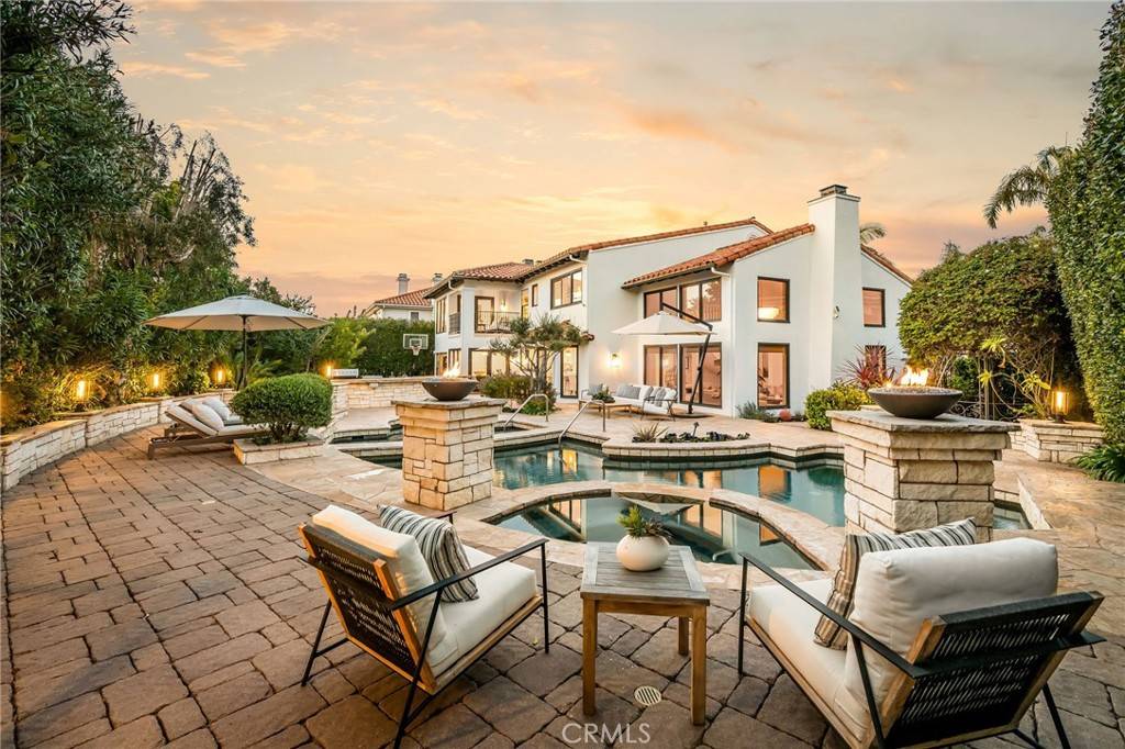 Rancho Palos Verdes, CA 90275,51 Via Costa Verde
