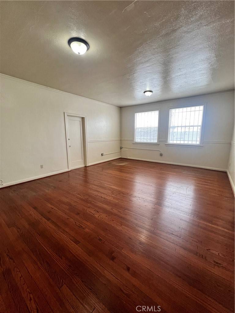 810 N Avalon BLVD Wilmington, CA 90744