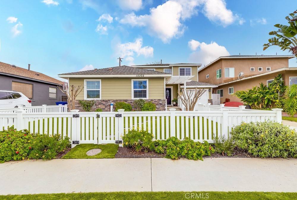 Lawndale, CA 90260,15302 Doty AVE